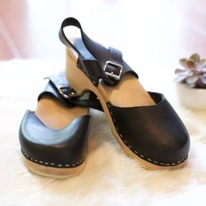 Black Leather Mary Jane Lotta Clogs